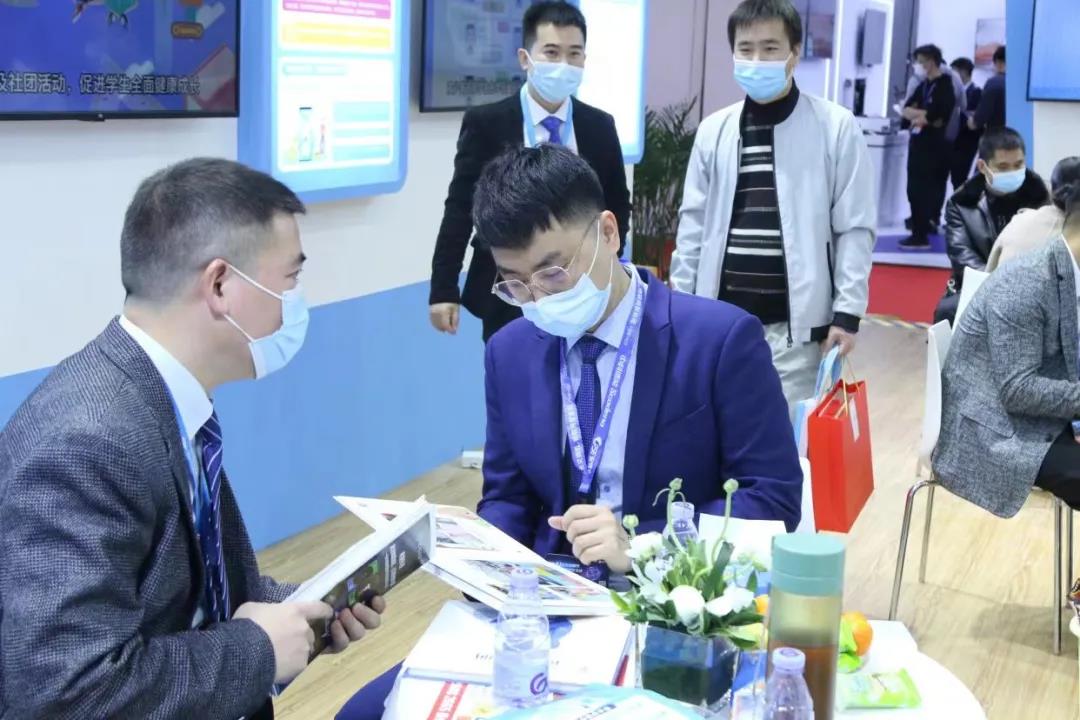 10.jpg 图片